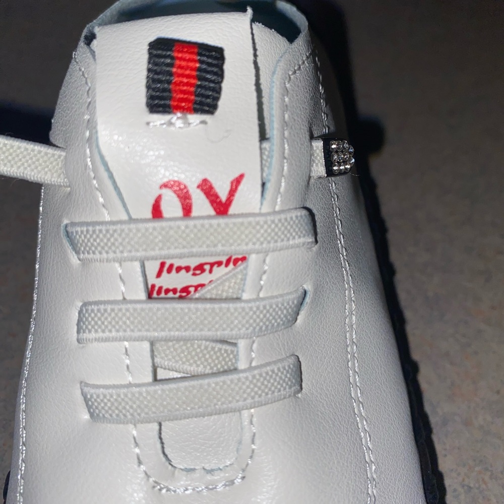 Sneakers - Picture 3 of 8